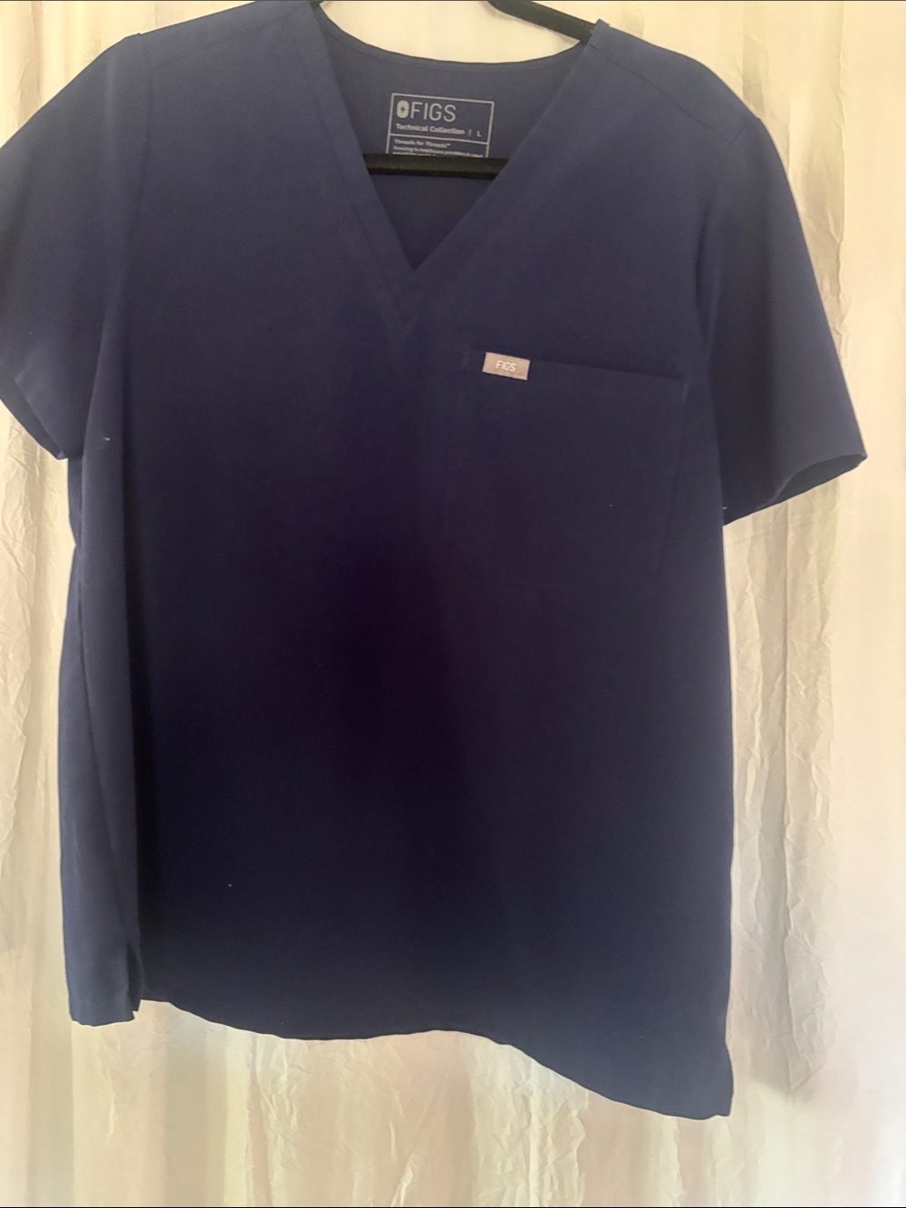 FIGS Men's V-Neck Scrub Top in Navy Blue
